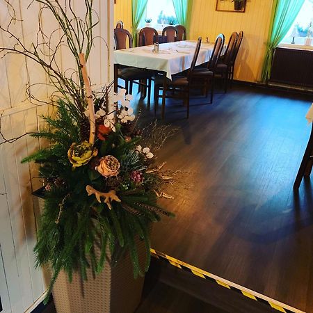 Penzion & Restaurace U Vily Sezimovo Usti Kültér fotó